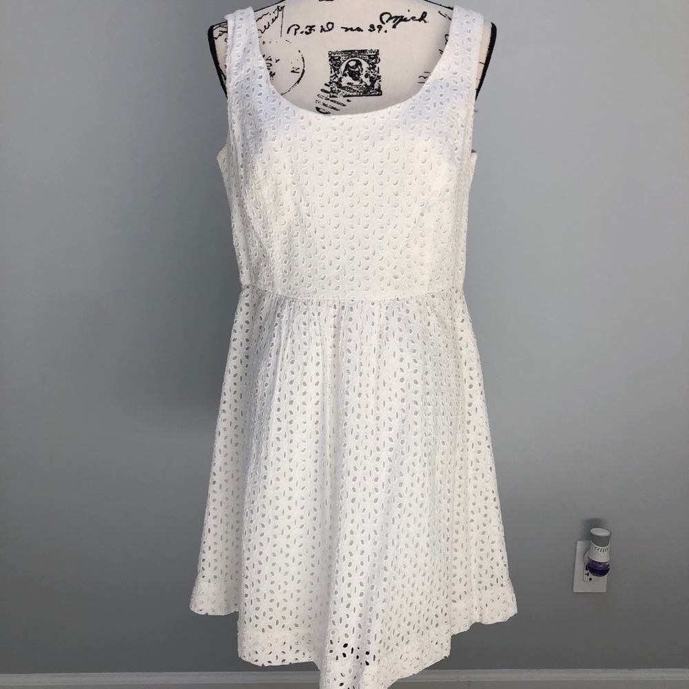 Vineyard Vines White Lace Linen Dress